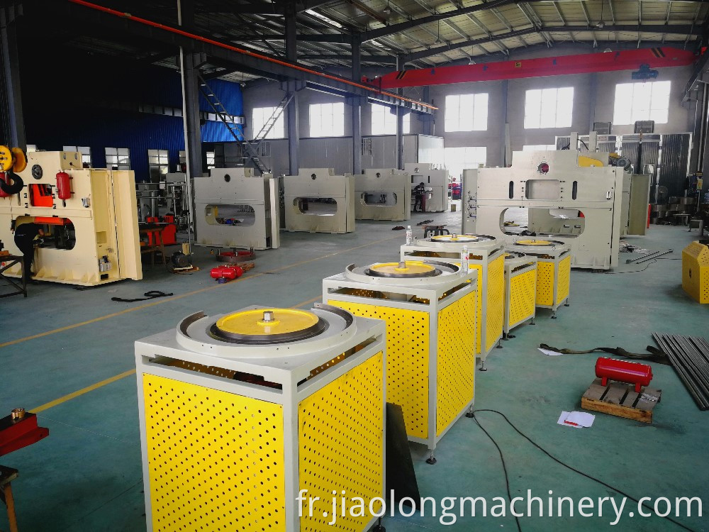 Fabricant de matrices de poinçonnage progressif en chine, matrice d'estampage en métal pour presse CNC